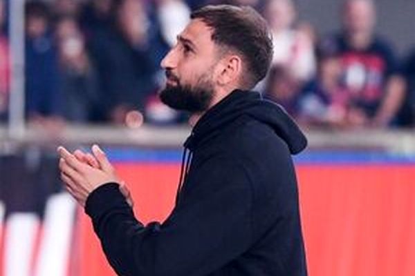 خودکشی یکی از سارقان خانه ستاره فوتبال در زندان