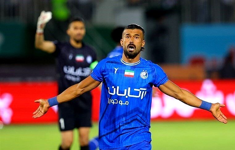 رامین رضاییان در استقلال ماندنی شد

