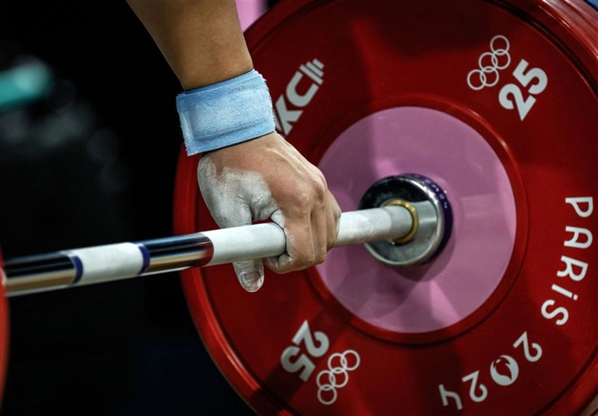 محرومیت ۳ ساله وزنه‌بردار ۱۶ ساله ایرانی
