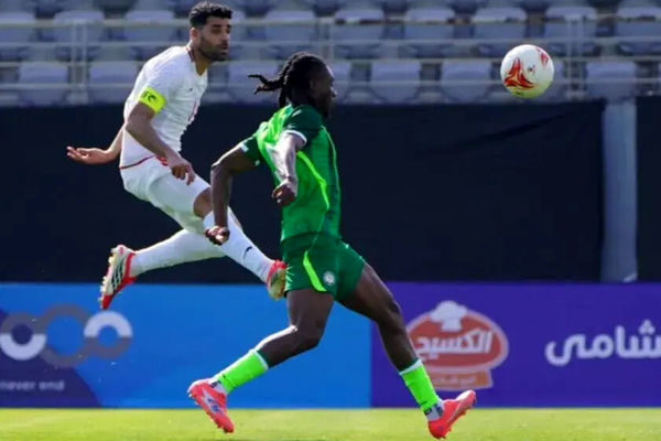 ببینید/ اولین گل تاریخ ایران به نیجریه/ قیچی برگردان زیبای مهدی طارمی 