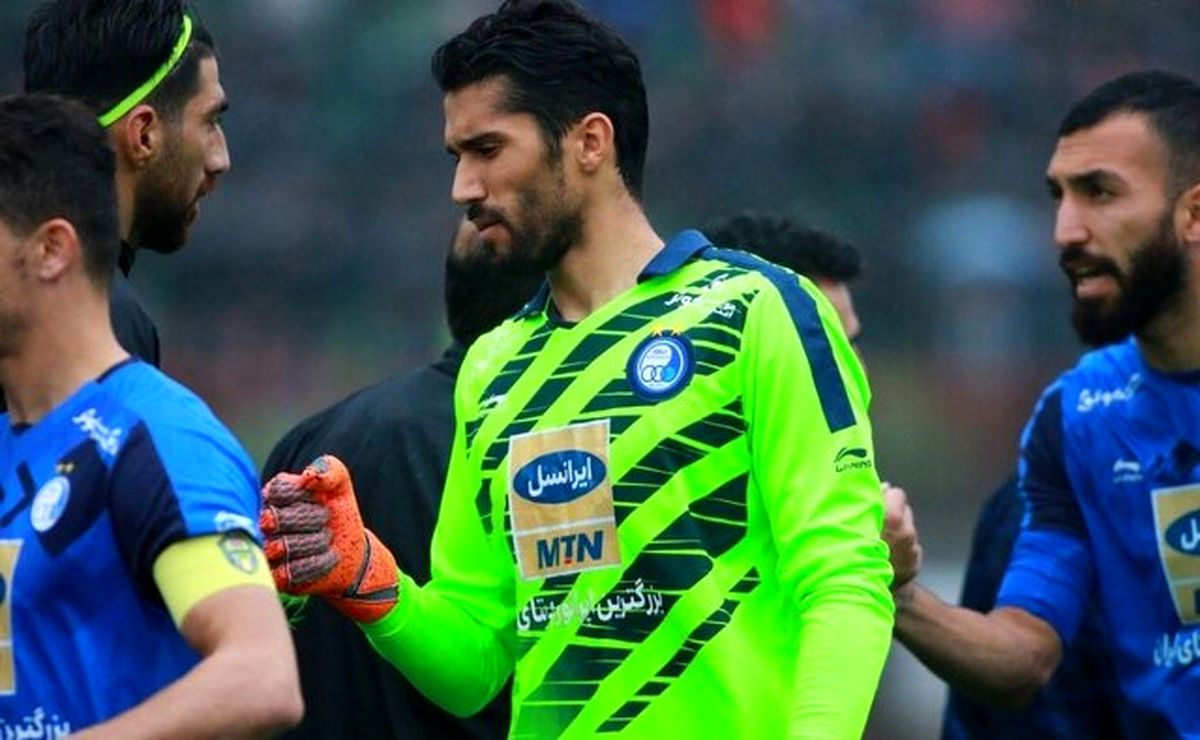 حسینی از بازی با تراکتور محروم شد
