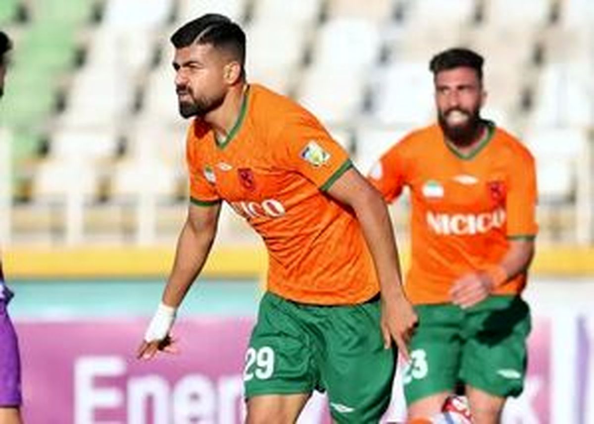 بازیکن مس رفسنجان: آماده‌ام در خیابان نگهبانی بدهم