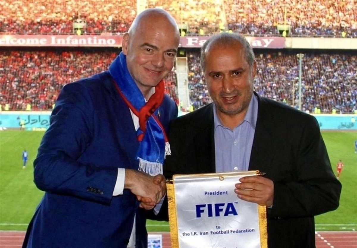 دعوت تاج از رئیس فیفا برای حضور در لاهیجان/ عکس زمین چمن روستایی در ایران که اینفانتینو منتشر کرد

