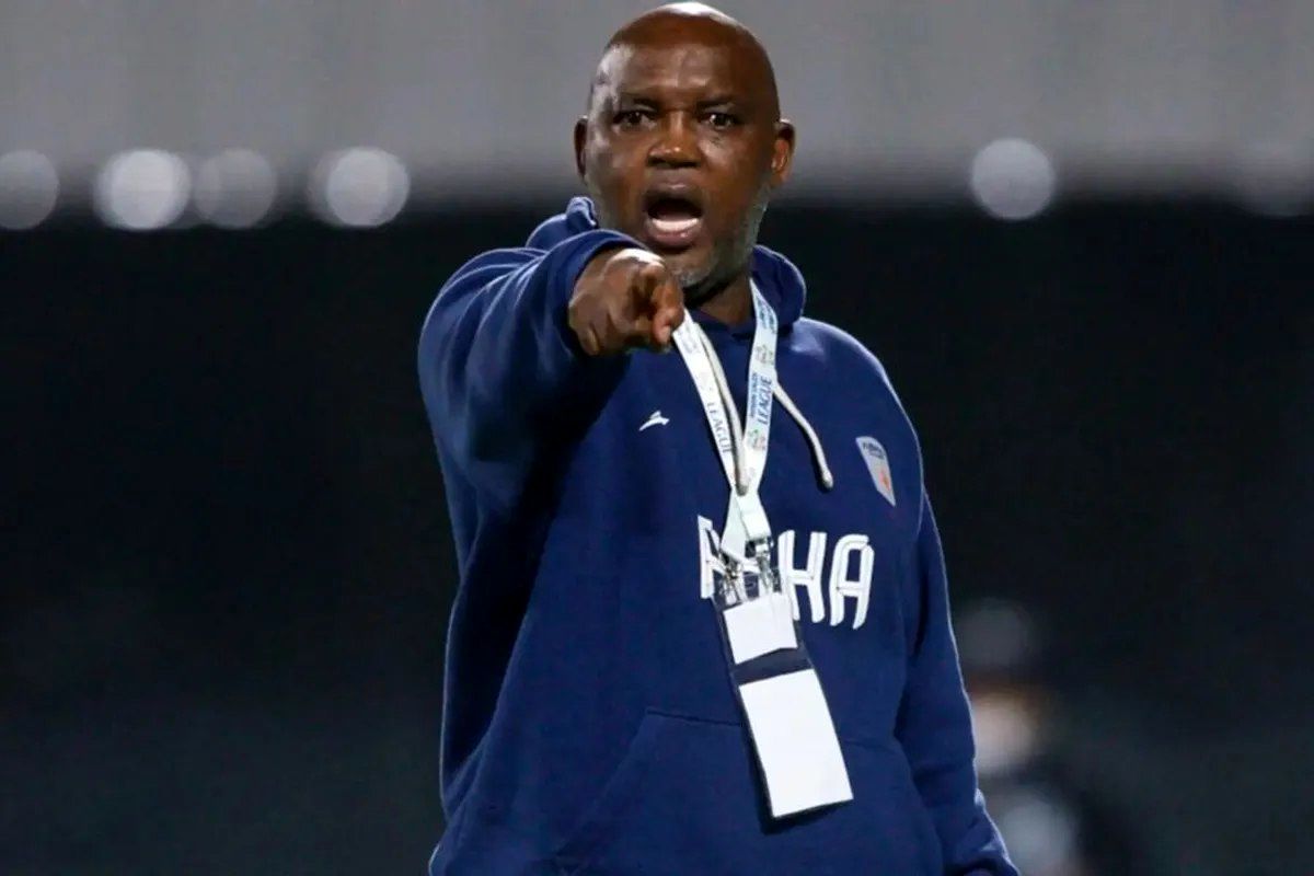 موسیمانه، سرمربی استقلال و خانواده در جاده چالوس/ تصاویر
