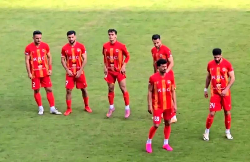 ماجرای عجیب رضاییان و نیمکت پرسپولیس/ عکس