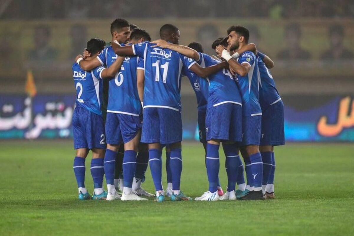 رونمایی از ۱۱ بازیکن استقلال و سپاهان
