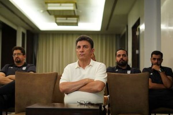 قلعه‌نویی سرمربی هم‌زمان تیم‌ملی و استقلال!