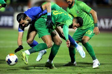 استقلال 1-1 الشرطه/ VAR سوپر گل را از رامین گرفت