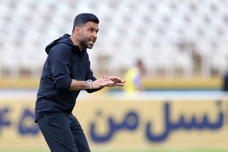 کشیده شدن کار سرمربی تیم ملی به کمیته اخلاق به خاطر مواضع سیاسی