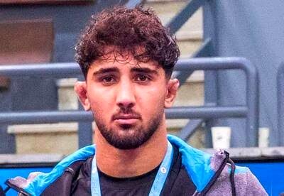 برای کشتی گیر 19ساله ای که زیر آوار جنایت ترامپ جان داد/ مربی او چه گفت