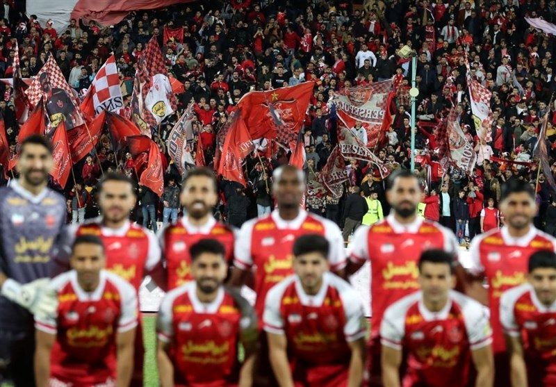 جابه‌جایی بانوان پرسپولیسی پس از شعار سپاهانی‌ها