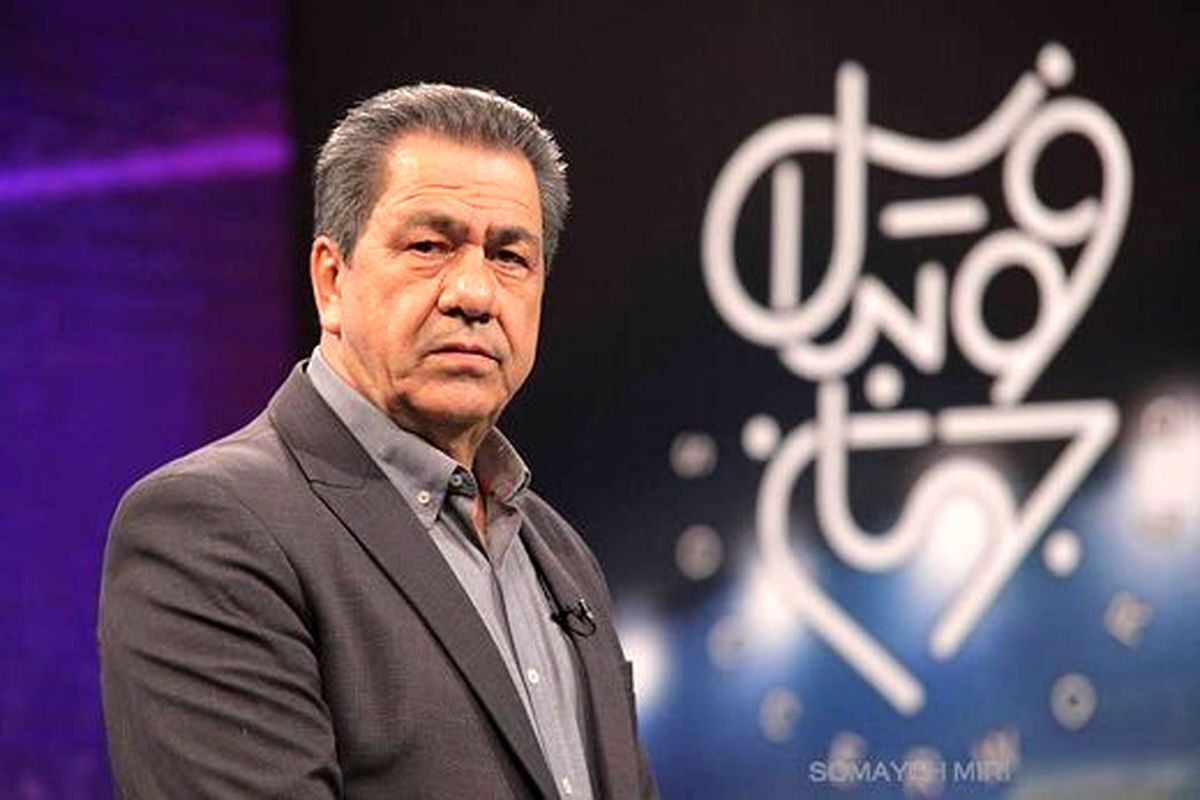 سطح فکری گزارشگران تلویزیون پایین است!
