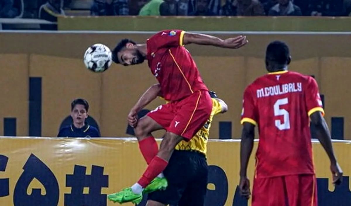  سپاهان و فولاد از ادامه لیگ برتر کنار کشیدند/ احتمال برگزاری لیگ کم شد