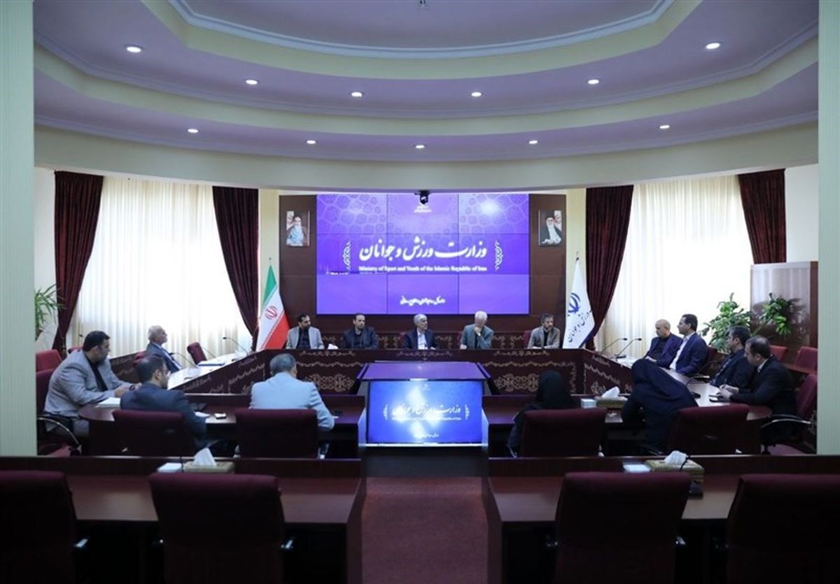 برگزاری چهارمین جلسه اخذ مدرک حرفه‌ای استقلال و پرسپولیس
