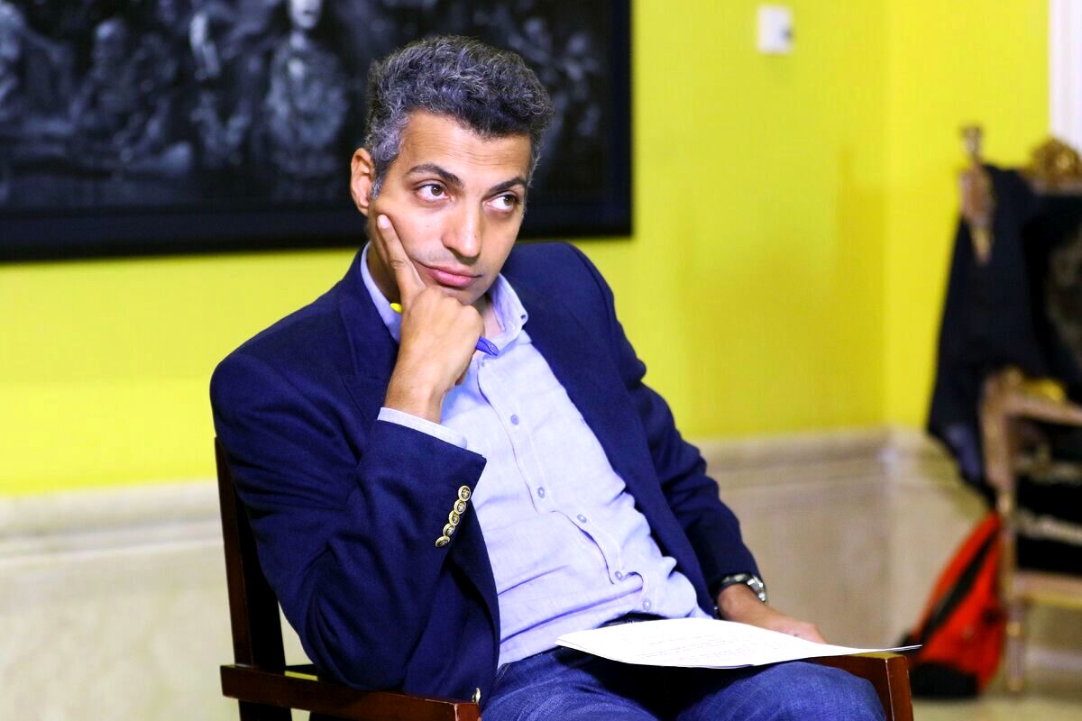 محبوبیت عجیب عادل فردوسی‌پور در دانشگاه شریف/ عکس
