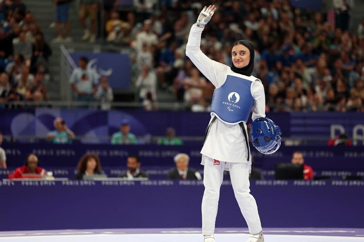 هرا رحیمی، قهرمان ۱۵ ساله ایران به پدرش تریلی هدیه داد/ ویدئو
