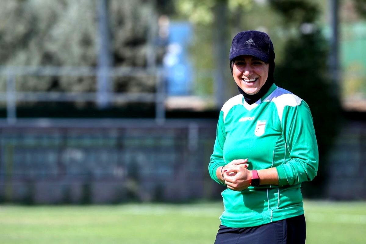 مربی مطرح فوتبال زنان ایران: حاضرم برای مردان مربیگری کنم