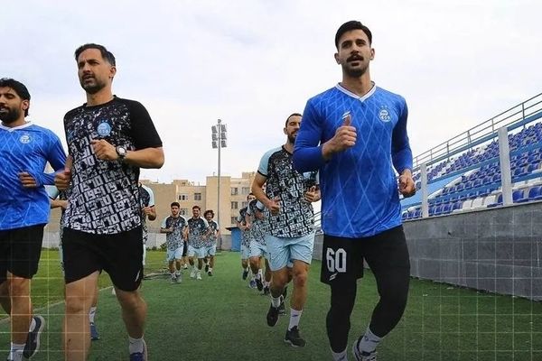 چند عکس از اولین تمرین استقلالی‌ها در سال ۱۴۰۵