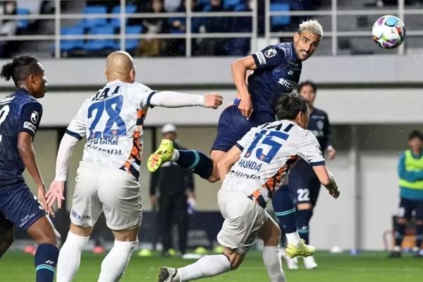 انفجار در ورزشگاه بست‌دنکی با گل تماشایی زاهدی/ شهاب بازی را به پنالتی کشید