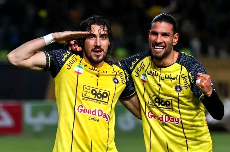 سه خارجی سپاهان ایران را ترک کردند