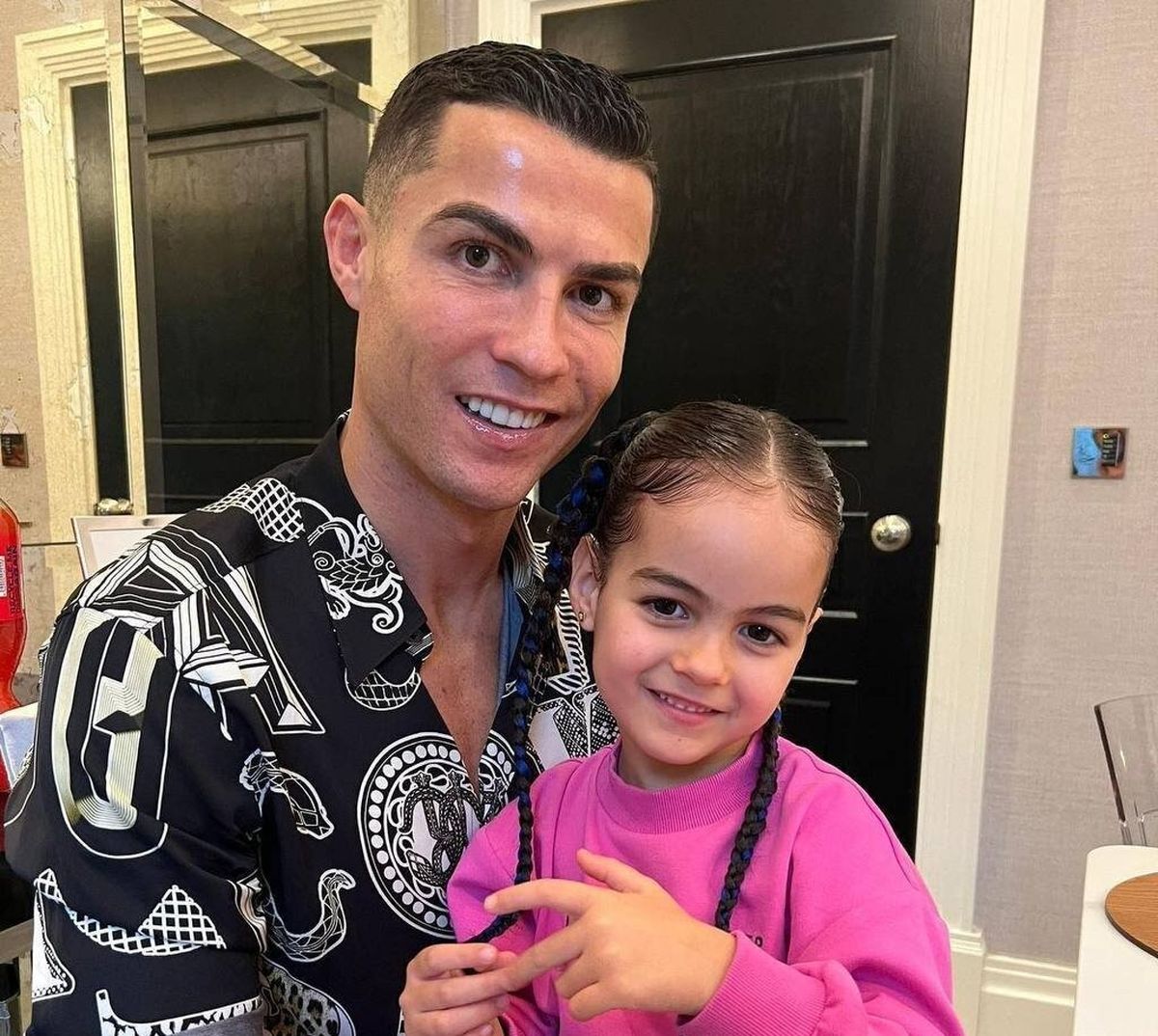 دختر کوچک کریستیانو رونالدو در هالووین/ عکس 