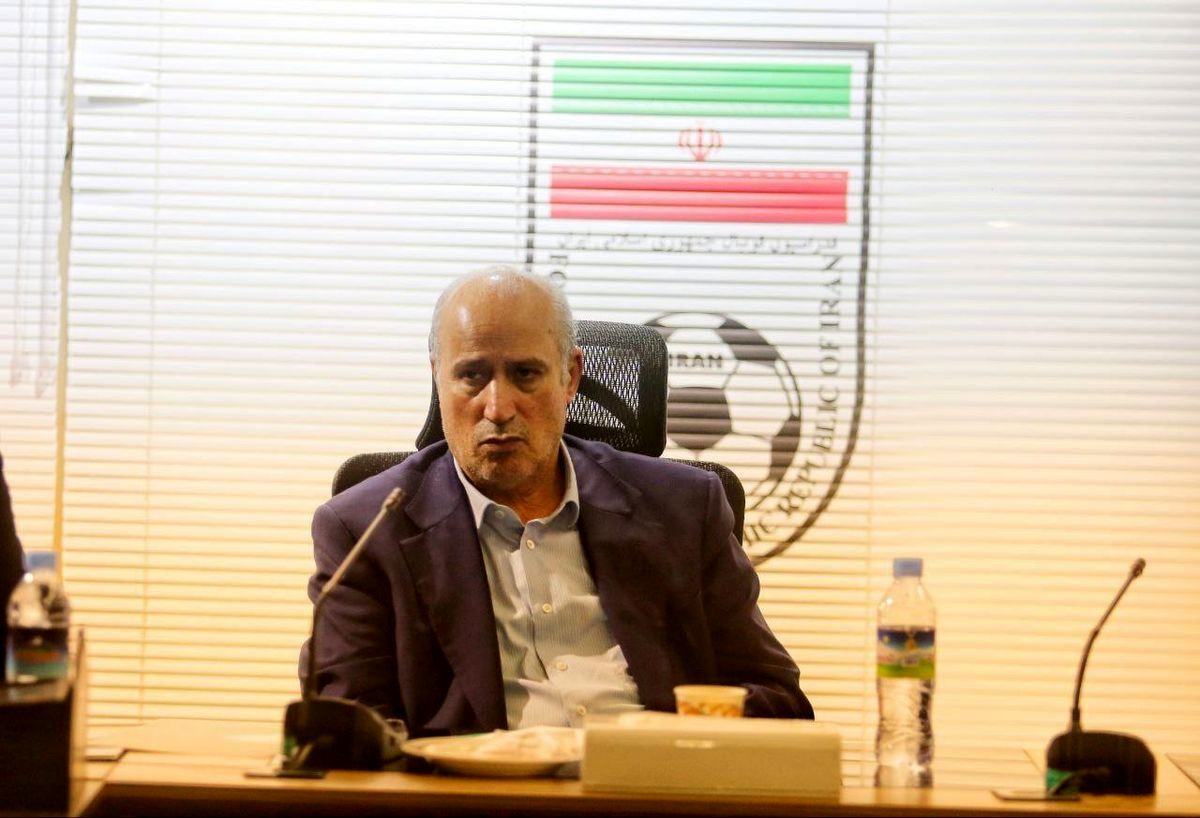 رئیس فدراسیون فوتبال: هنوز مشکل میزبانی کاملا حل نشده است
