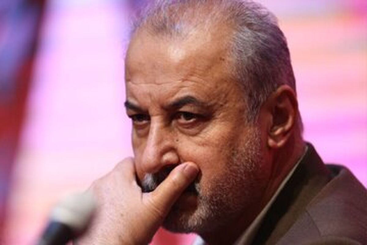 رضا درویش: مسئولیت این فصل را پذیرفته و پوزش می‌طلبم