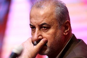 رضا درویش: مسئولیت این فصل را پذیرفته و پوزش می‌طلبم