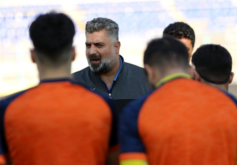 احضار سرمربی نفت مسجدسلیمان به کمیته اخلاق
