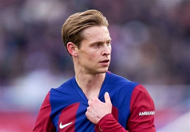 بارسلونا مصمم به فروش دیونگ
