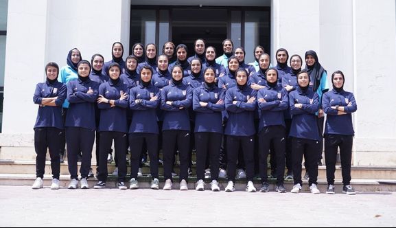 تیم ملی فوتبال زنان ایران با استوری مشترک اعلام آمادگی کردند/ عکس

