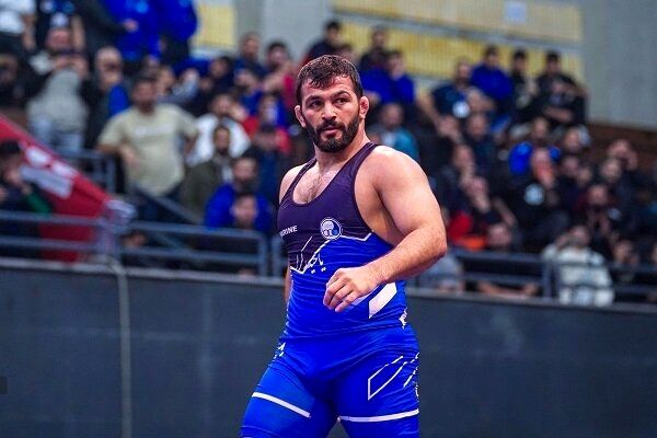 حسن یزدانی مقتدرانه گلیج را شکست داد