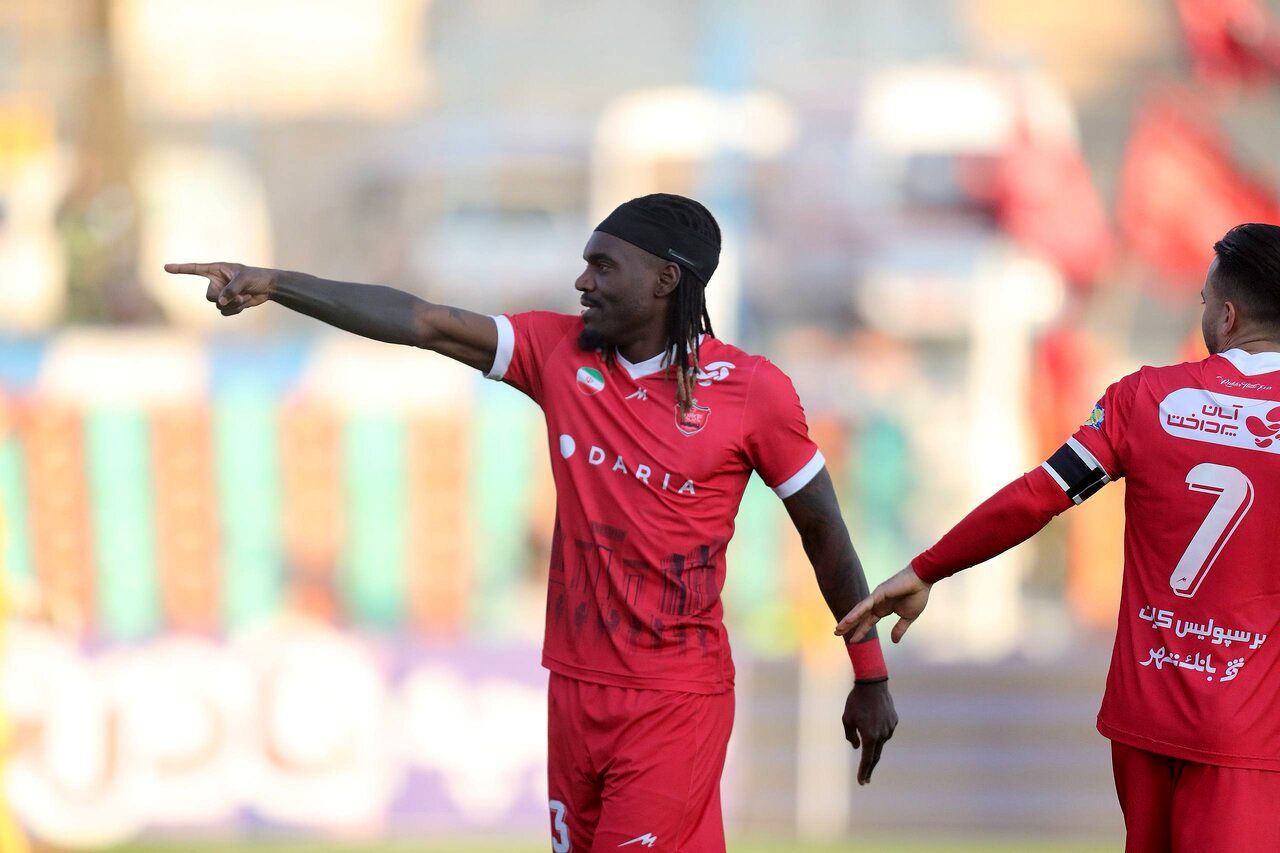 وضعیت جنگی بیفوما در پرسپولیس