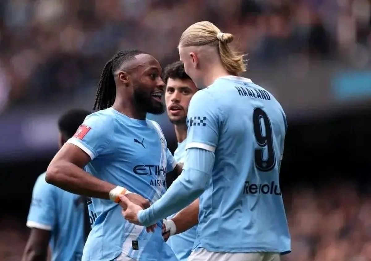 هالند نسخه لیورپول را پیچید