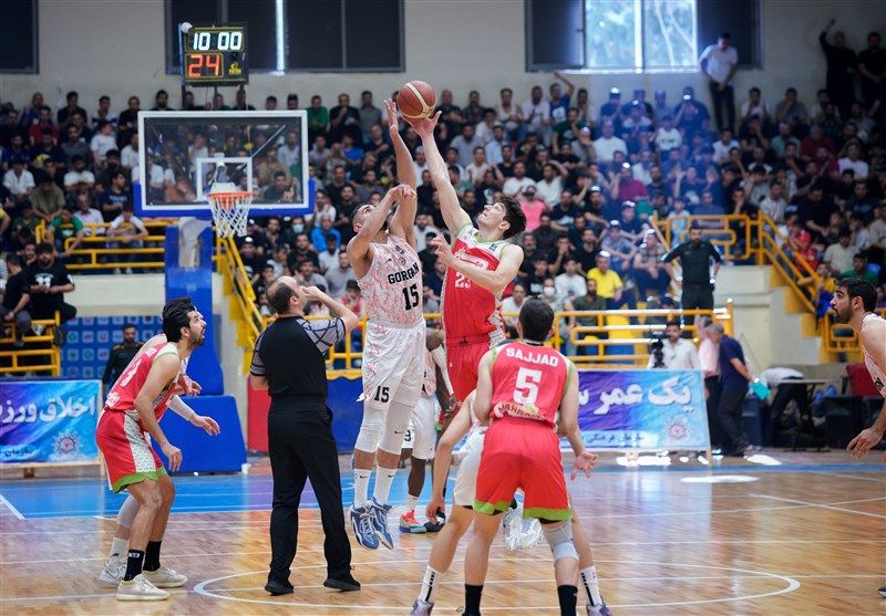 شهرداری گرکان اولین دیدار نیمه‌نهایی را برد
