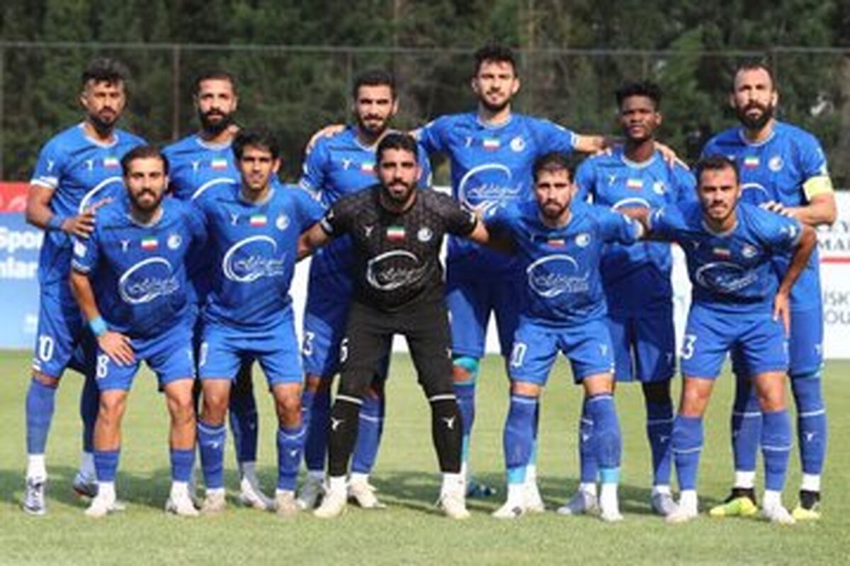 استوری هافبک خارجی استقلال برای سوپرجام