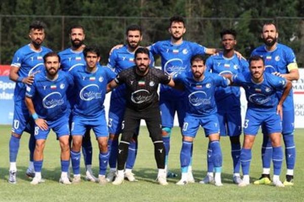 استوری هافبک خارجی استقلال برای سوپرجام