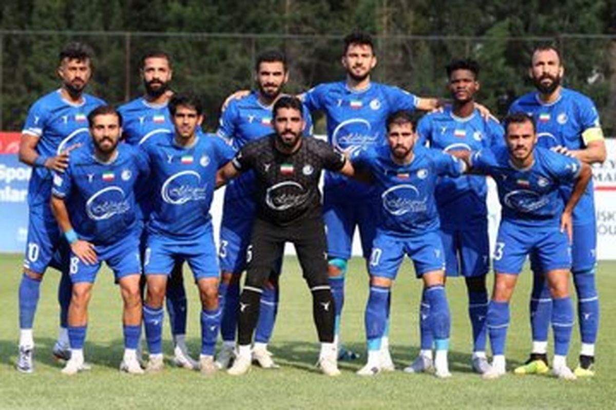 استوری هافبک خارجی استقلال برای سوپرجام