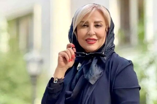 مرجانه گلچین فوتبالیست شد