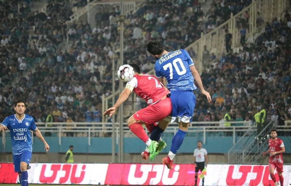 پوستر پرسپولیس به یاد کامبک تاریخی