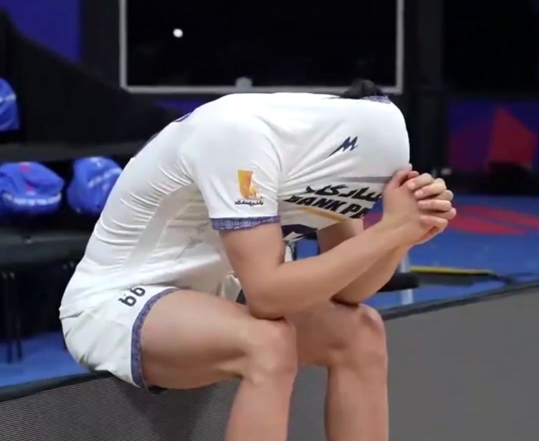 ببینید/ شوک بازیکنان تیم ملی والیبال پس از پایان بازی با آمریکا و شنیدن خبر تجاوز اسرائیل به ایران 