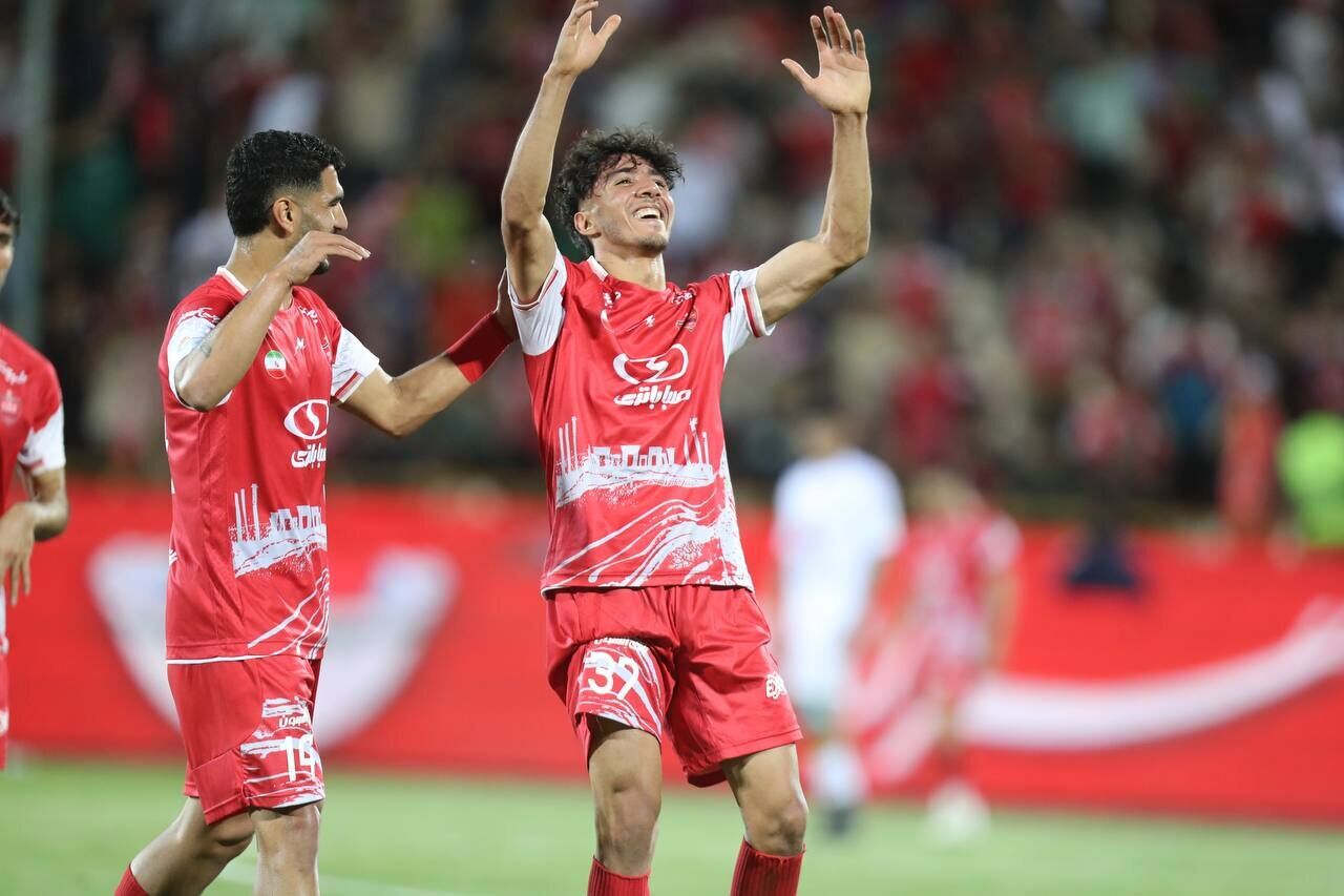 بی احتیاطی عجیب؛ ستاره پرسپولیس مصدوم شد 