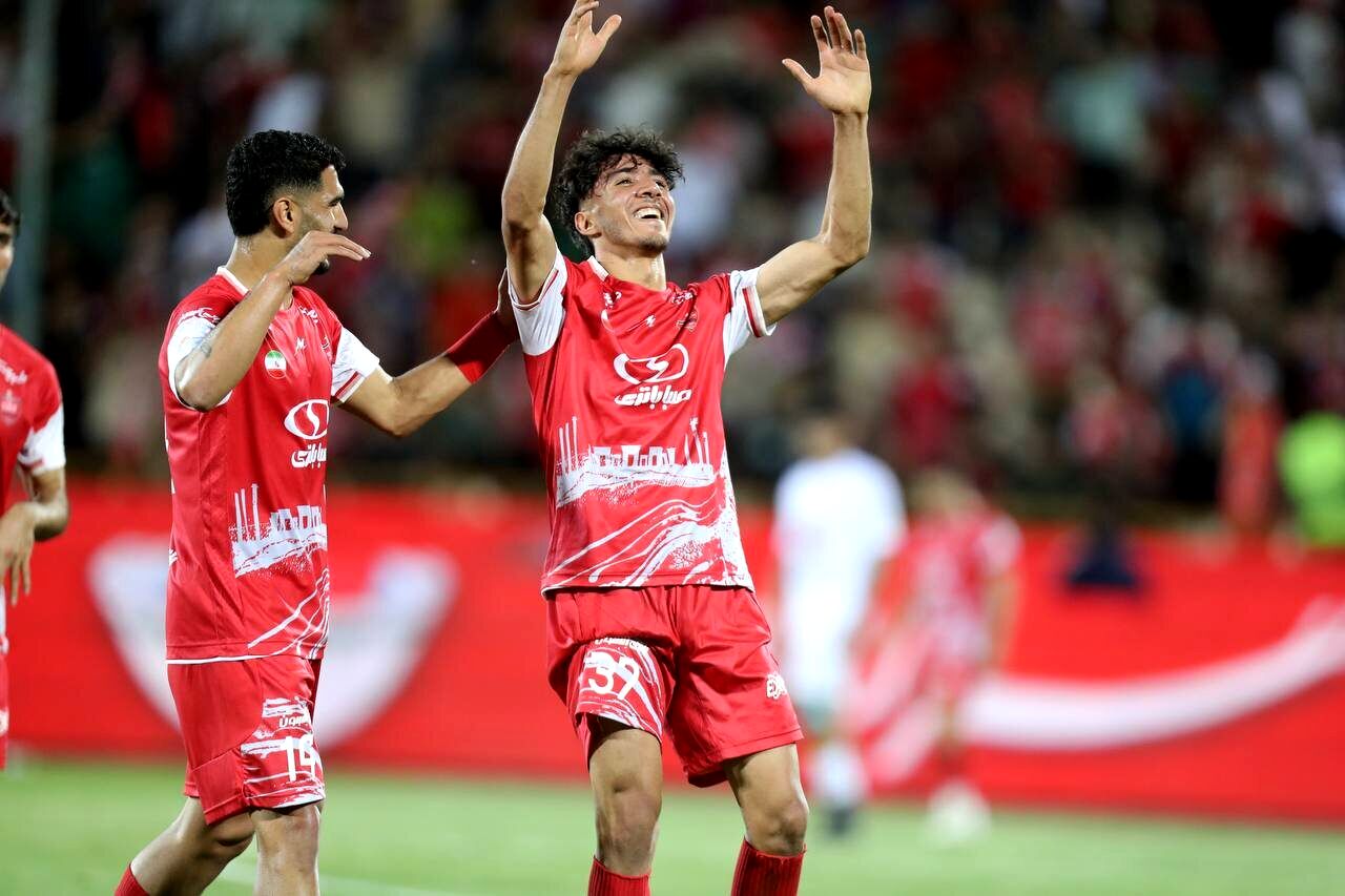 بی احتیاطی عجیب؛ ستاره پرسپولیس مصدوم شد 