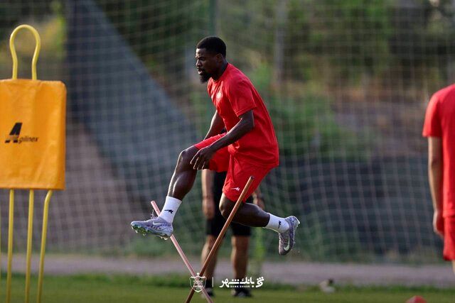 اوریه مصدوم شد

