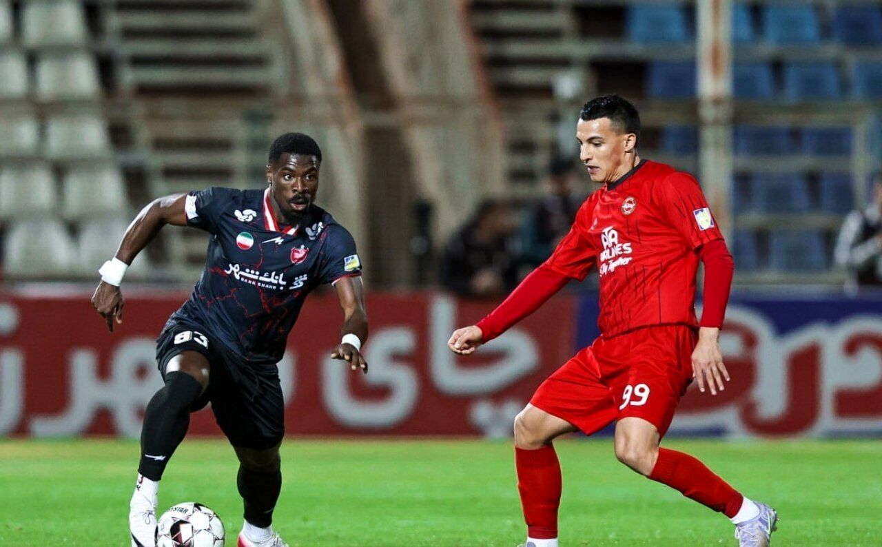 تراکتور یک - پرسپولیس یک/ پرسپولیس با یک سوپرگل از شکست در تبریز فرار کرد
