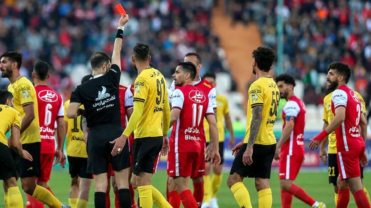 احتمال حذف 7 داور مطرح فوتبال ایران!
