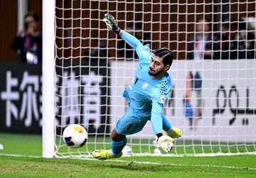 پرسپولیس به دنبال جذب دروازه‌بان استقلال