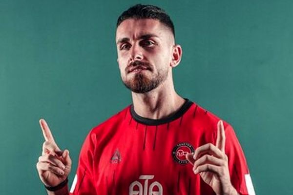 
ستاره آلبانیایی جانشین آلوز در تراکتور شد