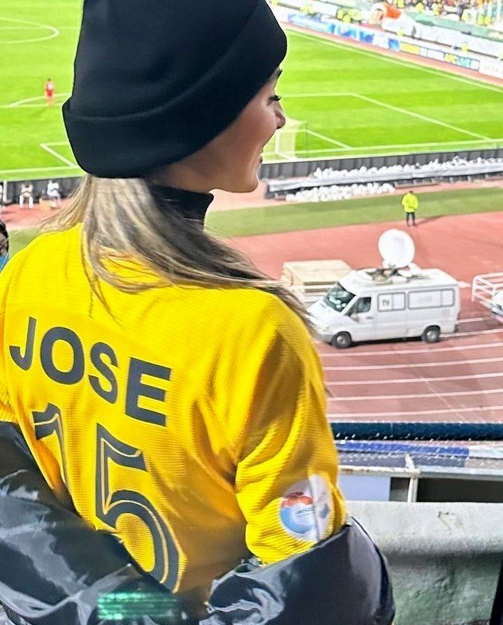 یک زن تیم سپاهان را بهم ریخت!