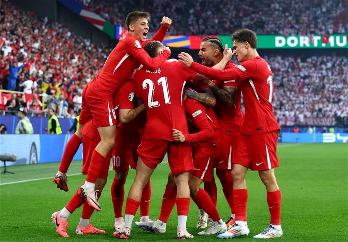  ترکیه نبرد شگفتی‌سازها را برد و به هلند خورد 